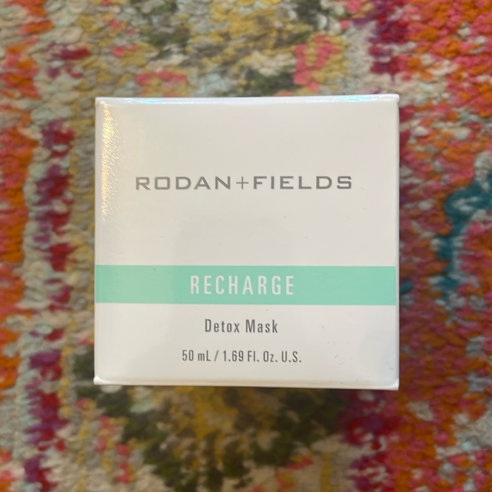 Rodan + Fields Recharge Detox Mask